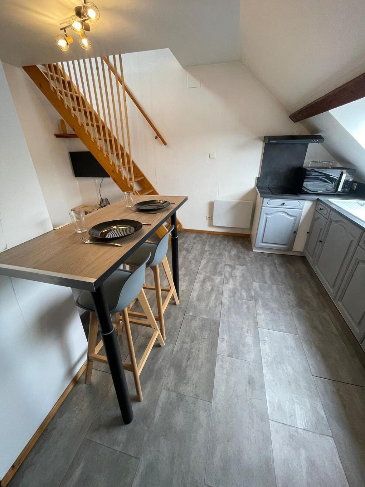 Superbe Studio A Proximite Du Centre-Ville Saint-Die-des-Vosges Ngoại thất bức ảnh